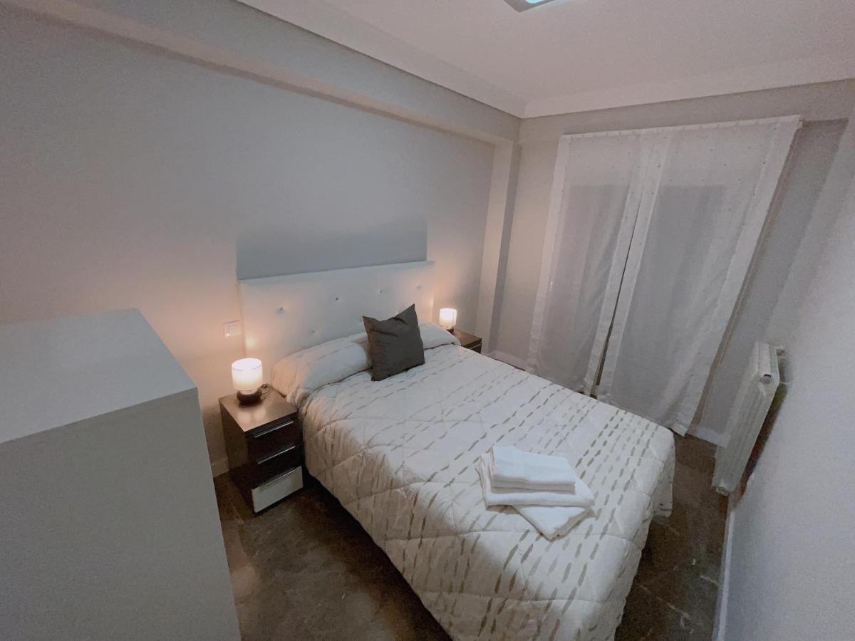 شقة Piso Atares Calle Alfonso سرقسطة المظهر الخارجي الصورة